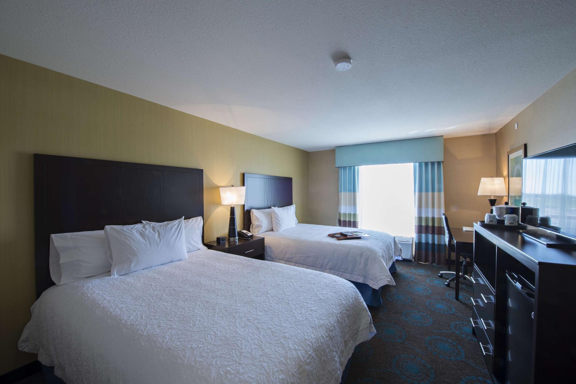 Hampton Inn Saskatoon South Ngoại thất bức ảnh