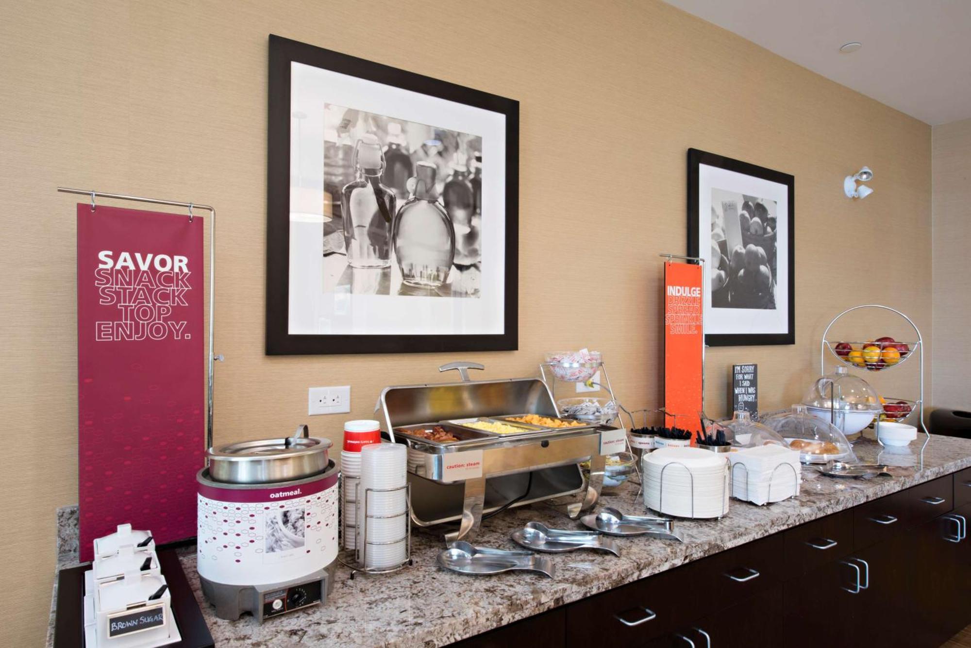 Hampton Inn Saskatoon South Ngoại thất bức ảnh