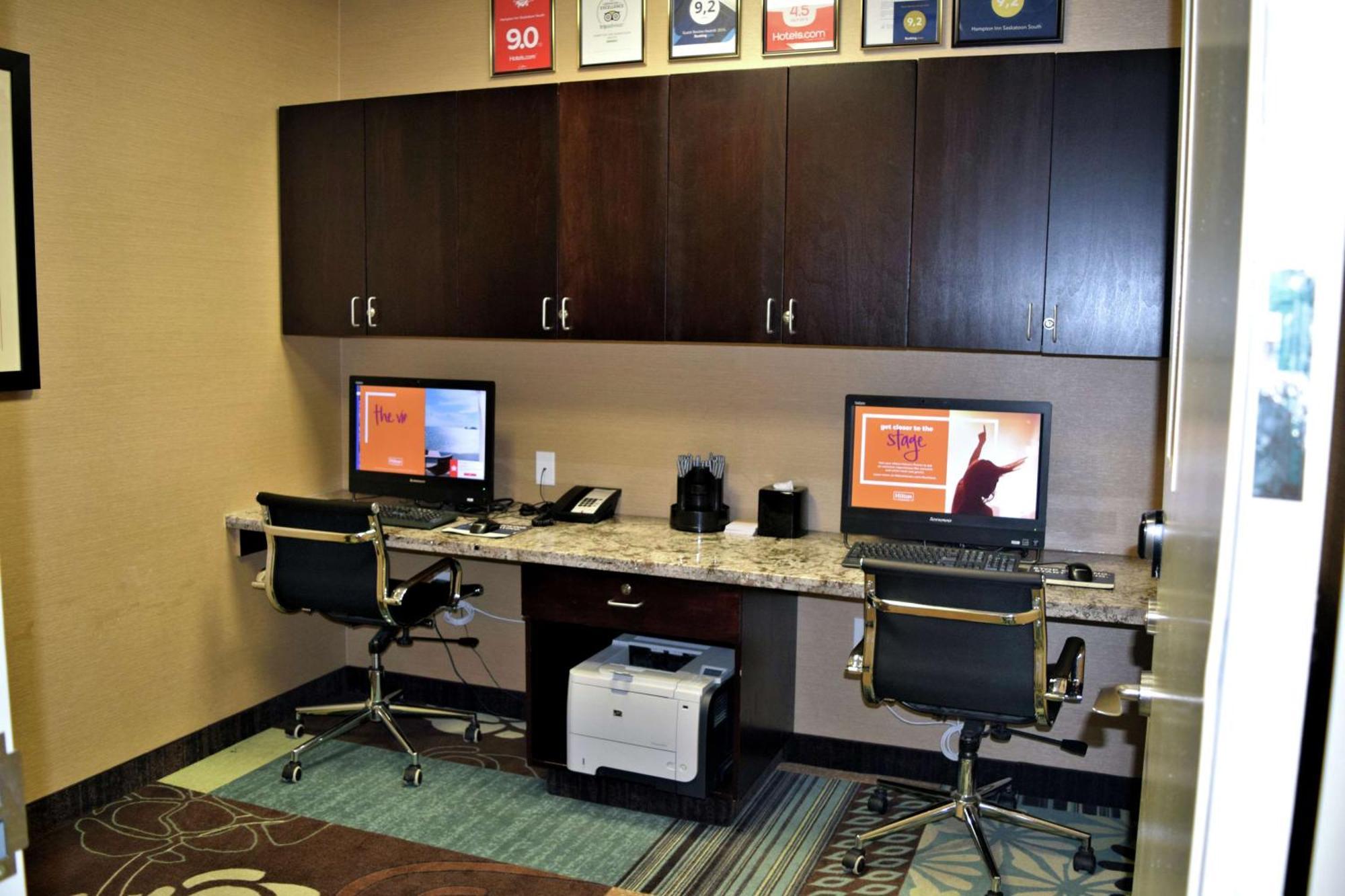 Hampton Inn Saskatoon South Ngoại thất bức ảnh